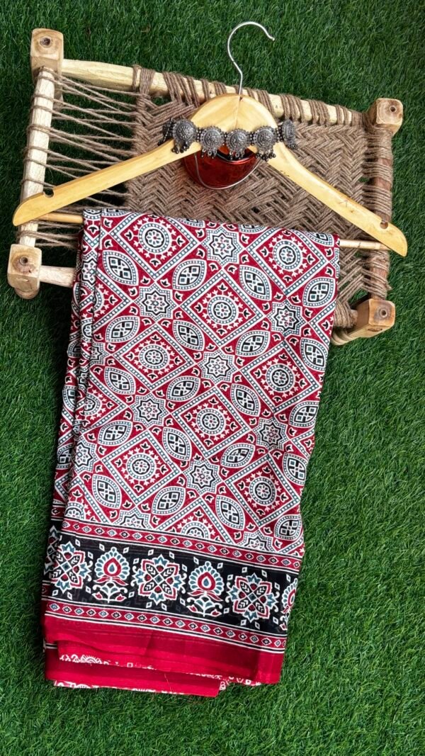 Handblock kota doira saree