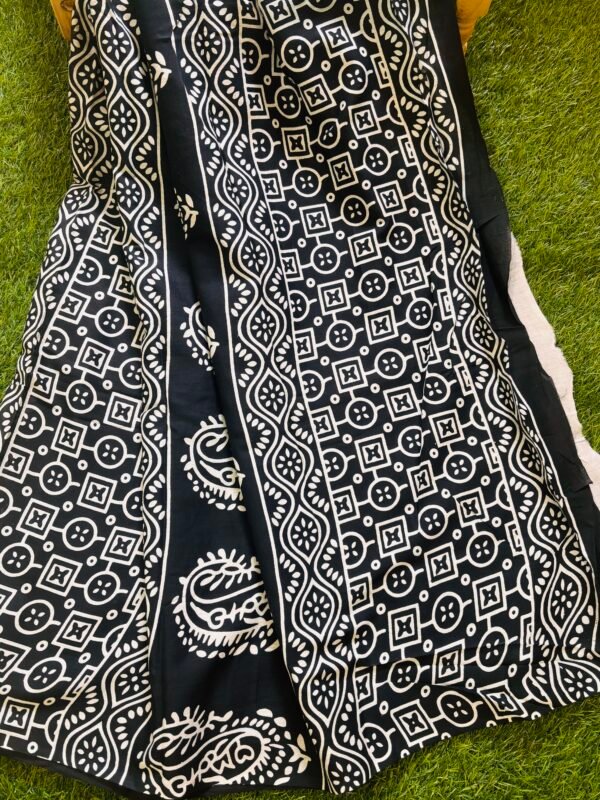 Malmal cotton saree - Image 3
