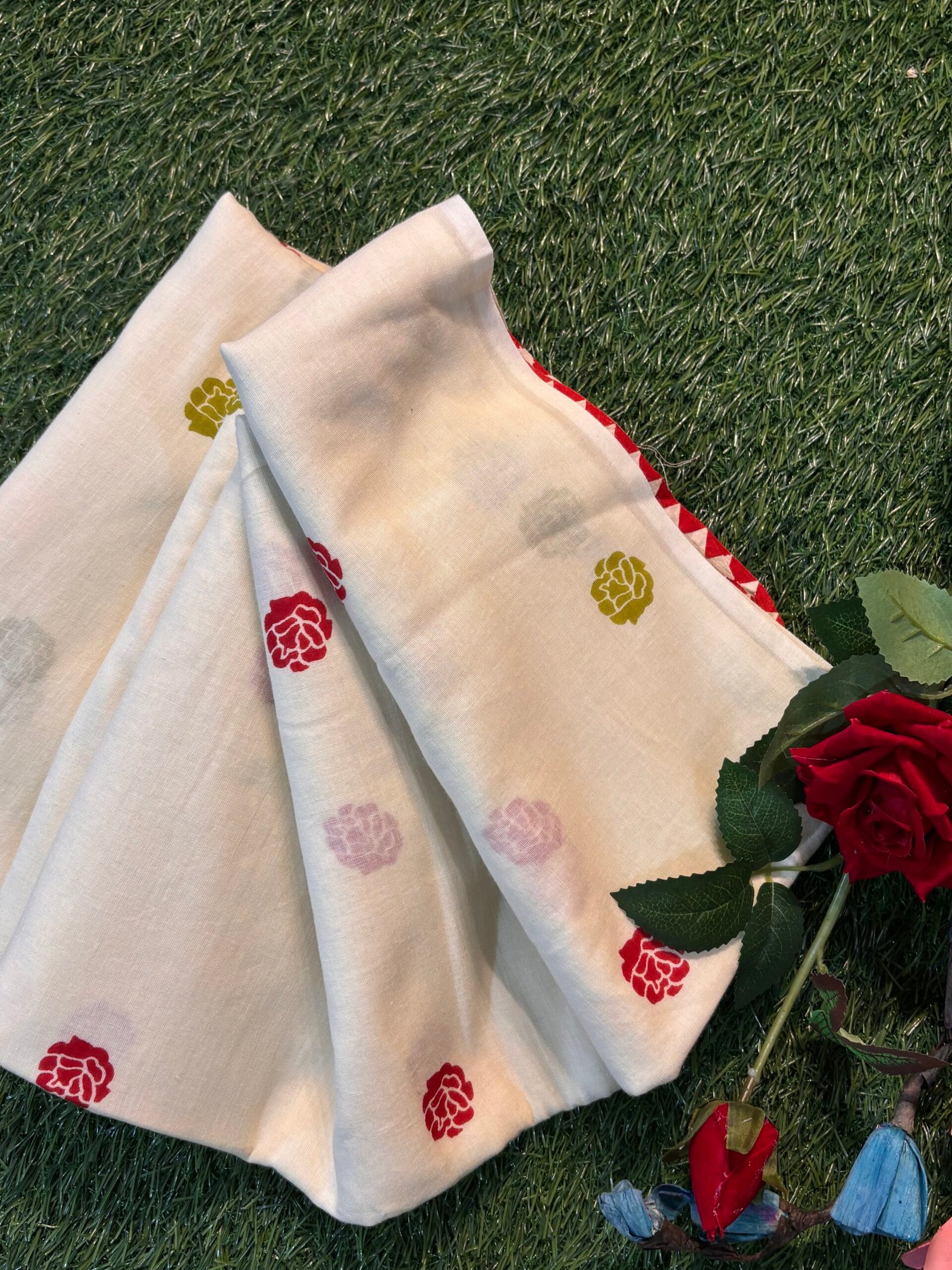 Flower Buta Malmal Cotton